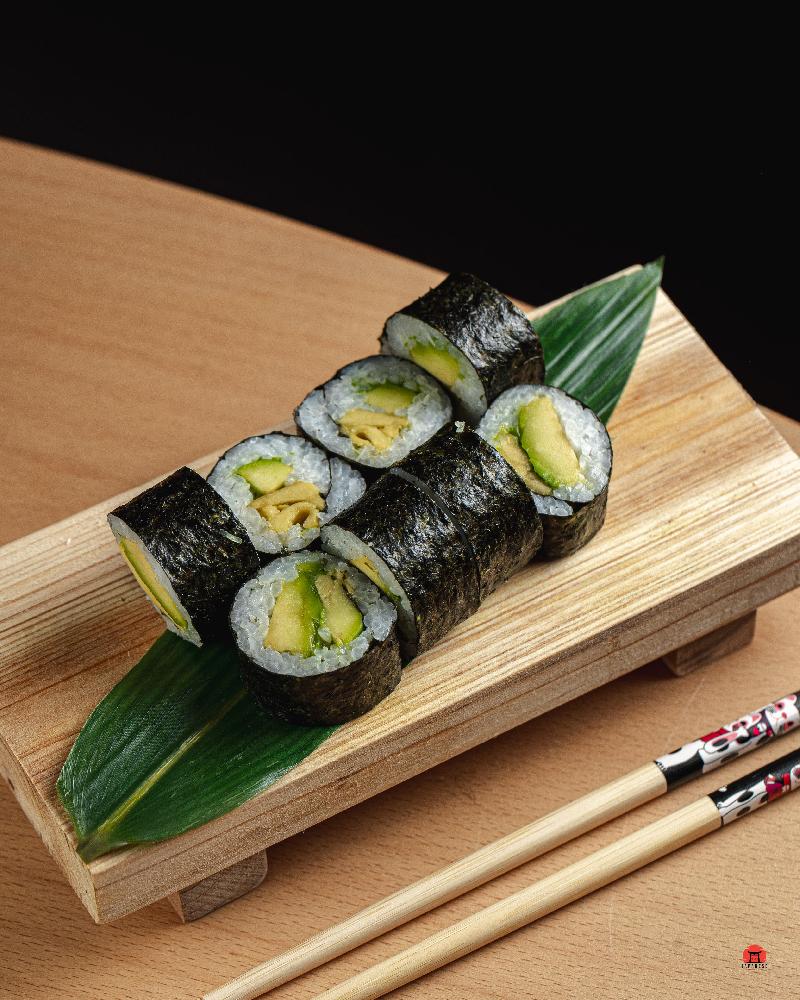 Avocado maki