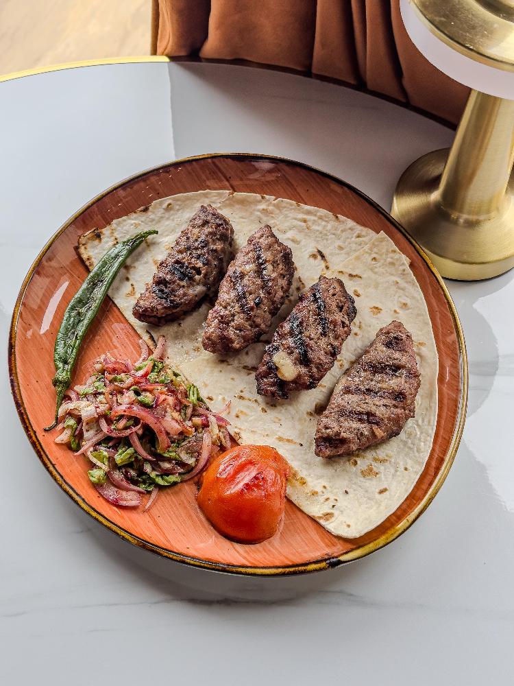 Izqara Kaşarlı Köfte