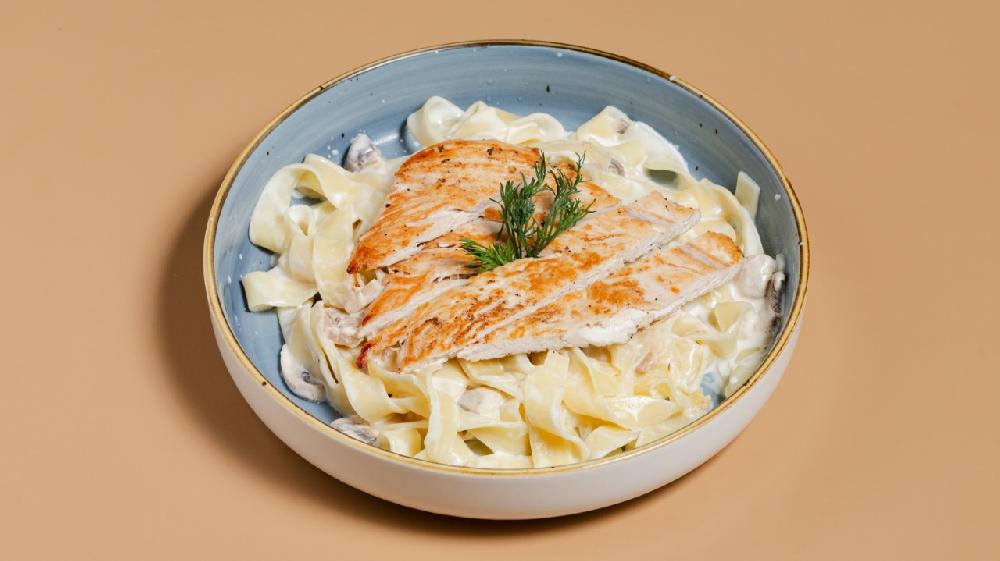 Chicken alfredo