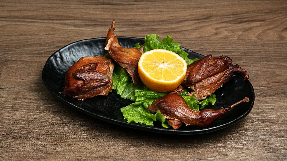 Bildirçin hisə verilmiş