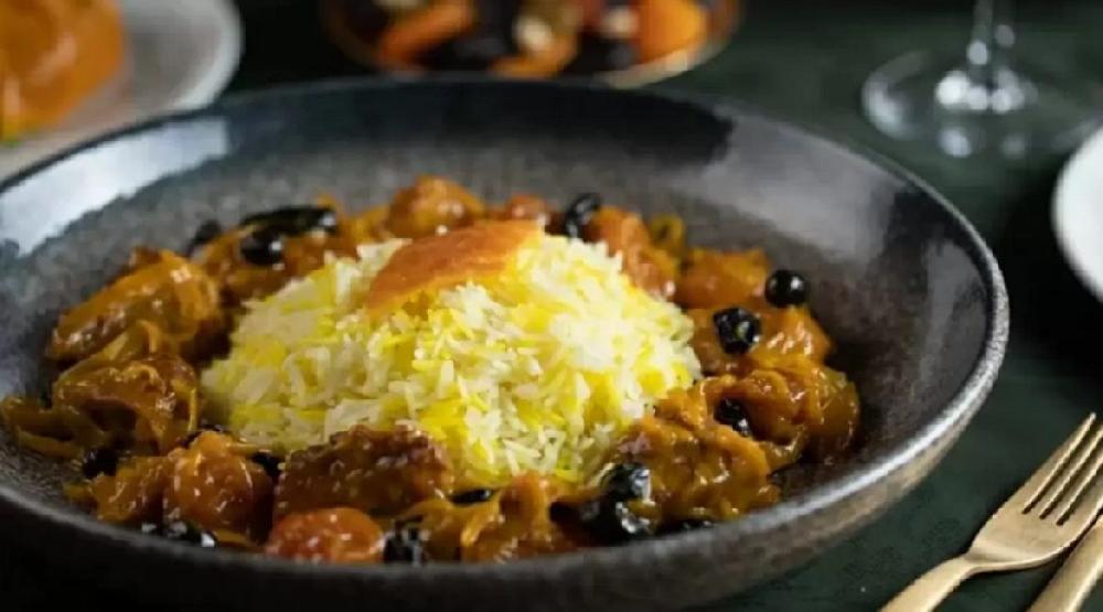 Turşu qovurma plov