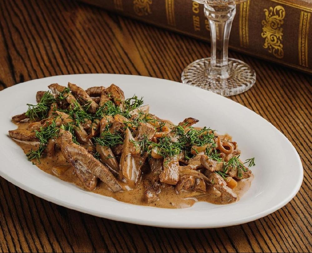 Beef stroganoff 