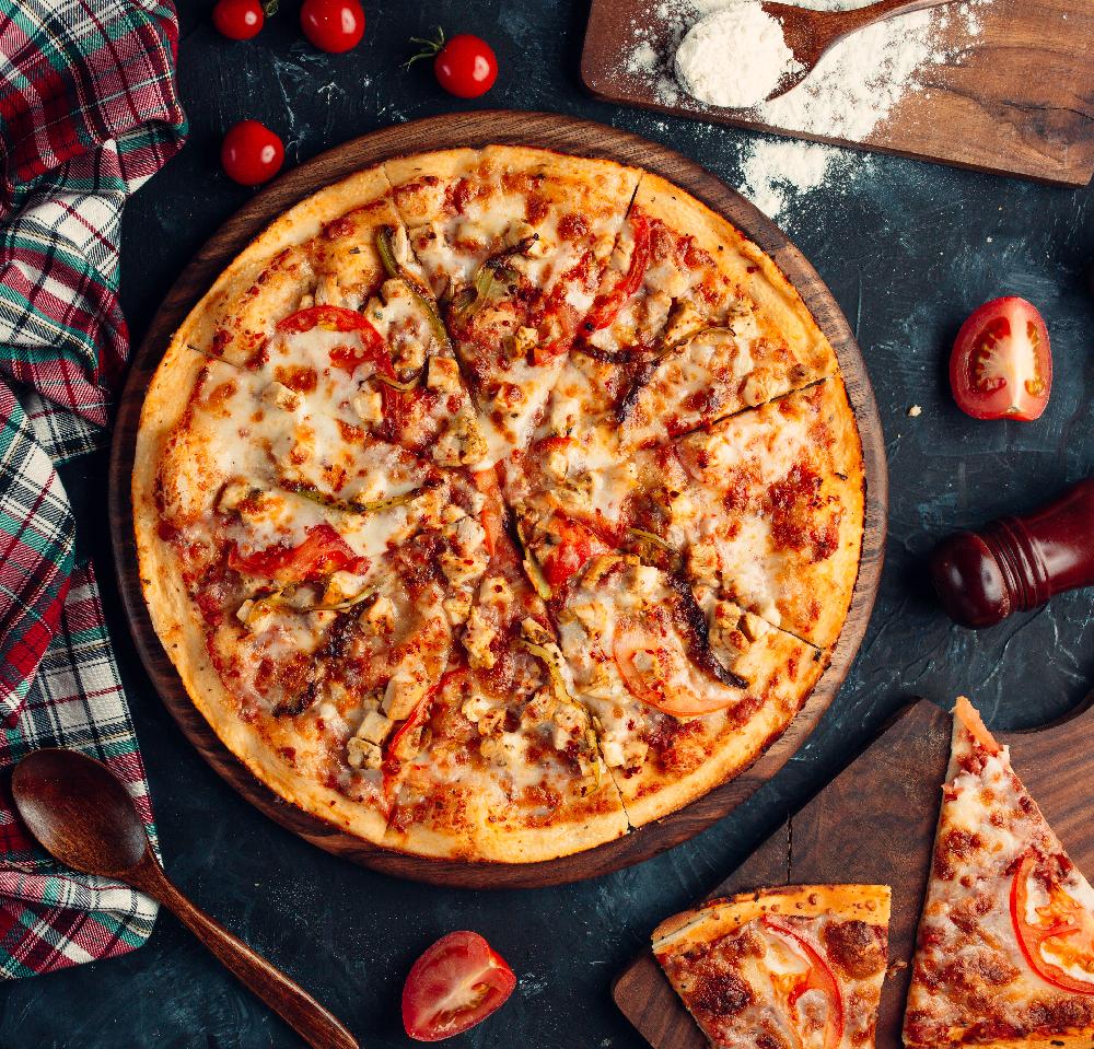 Pizza toyuqlu böyük
