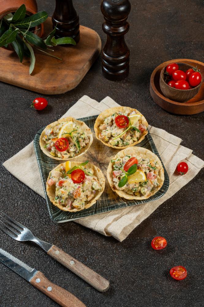 Toyuq tostadas