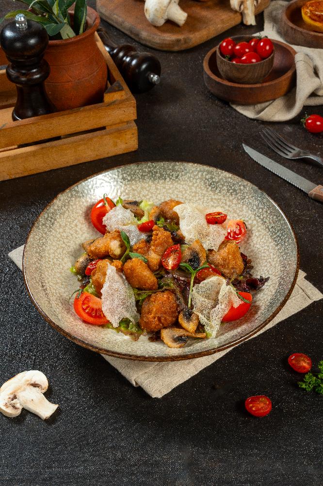 Xırçıltılı toyuq salatı