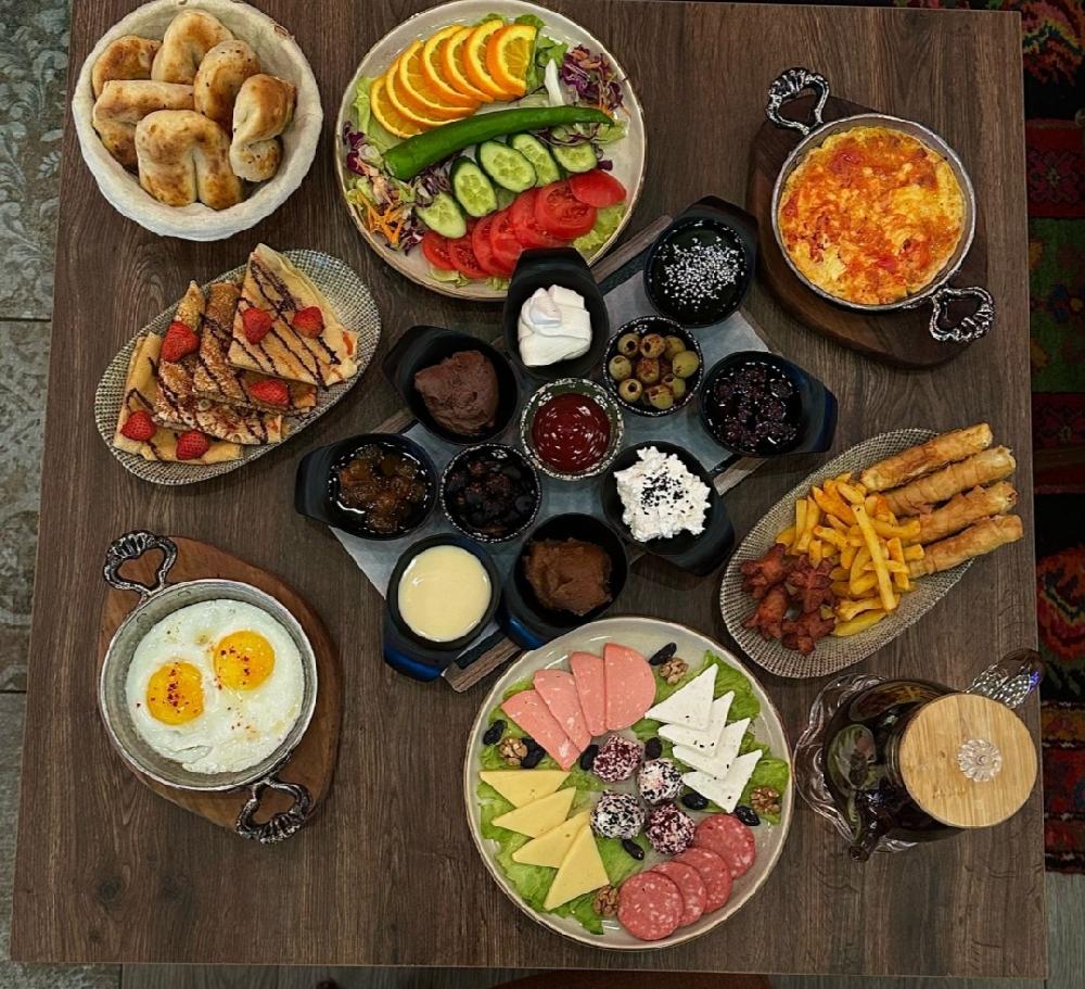 Səhər Yeməyi (4 nəfərlik) 