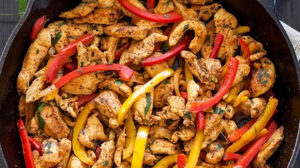 Toyuq fajitas 