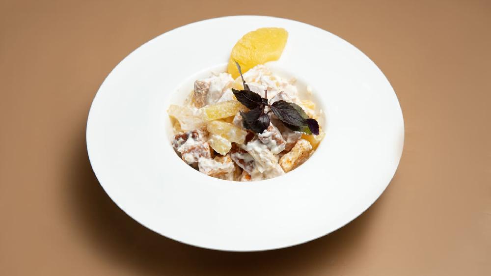 Ananas salatı	