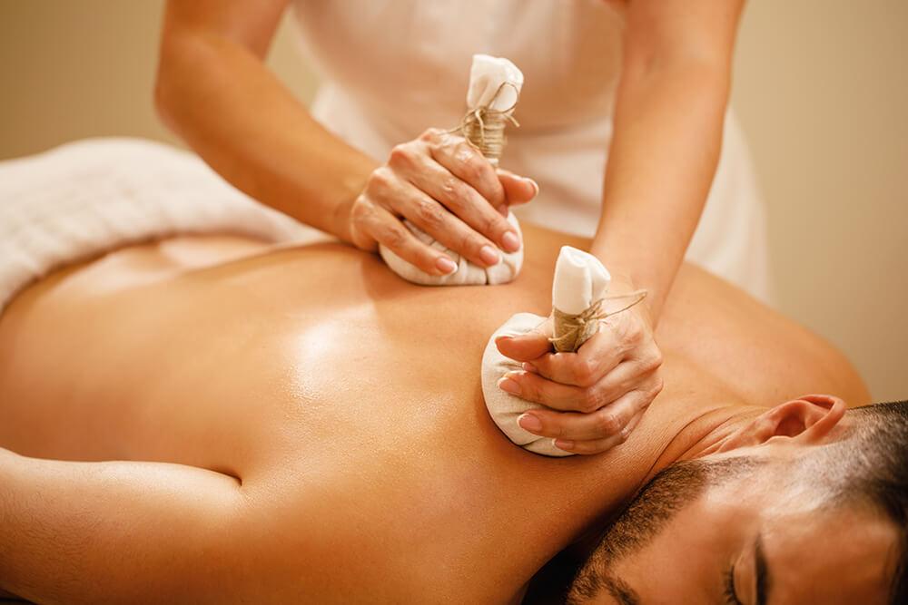HERBAL HOT COMPRESS MASSAGE