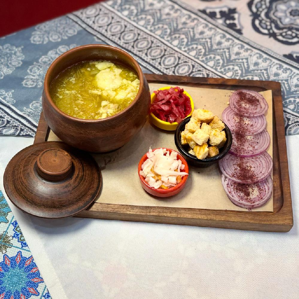 Şəki pitisi (güvəc) 