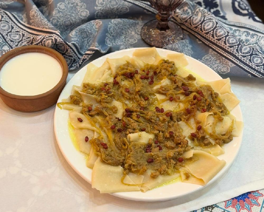 Yarpaq xəngəli ət ilə 