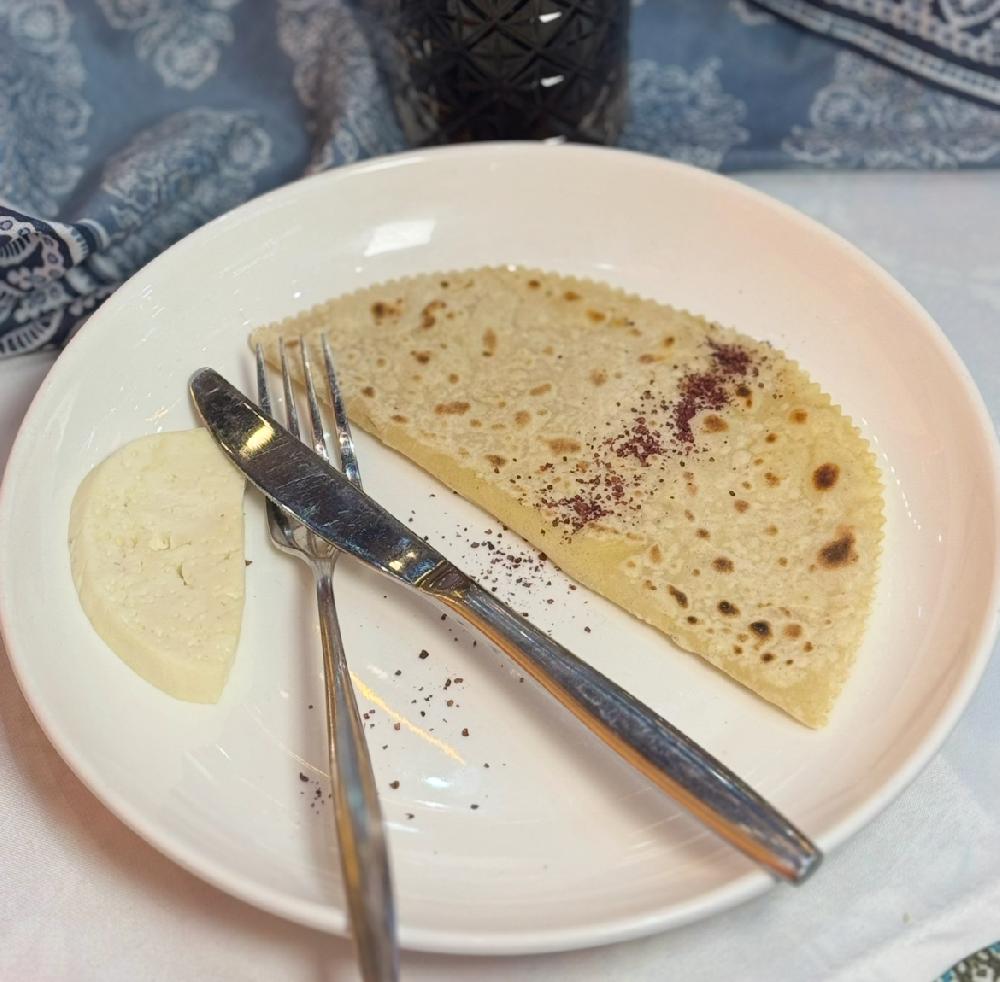 Corat qutabı pendirli