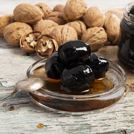 Walnut jam