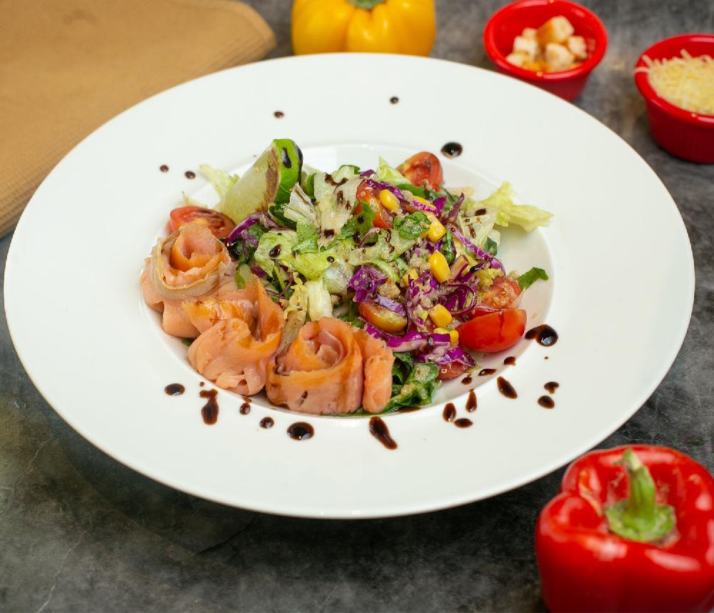 Qızıl balıq salatı 