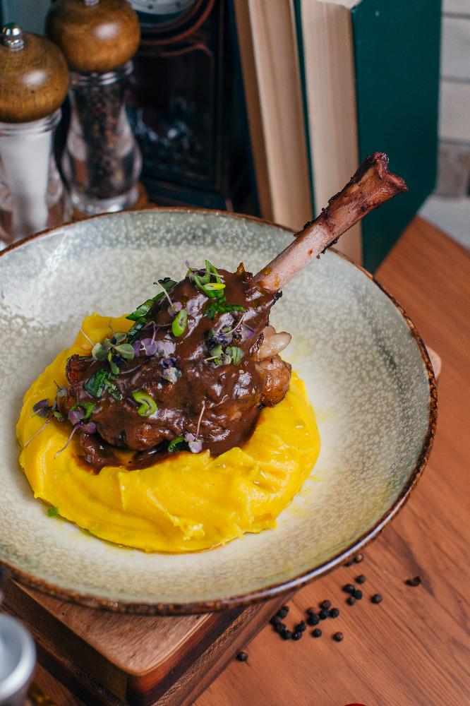 LAMB SHANK
