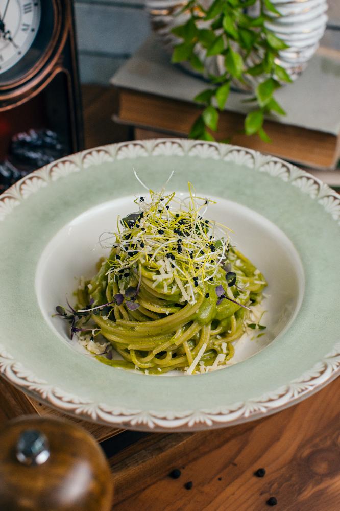 SPAGHETTI PESTO PASTA