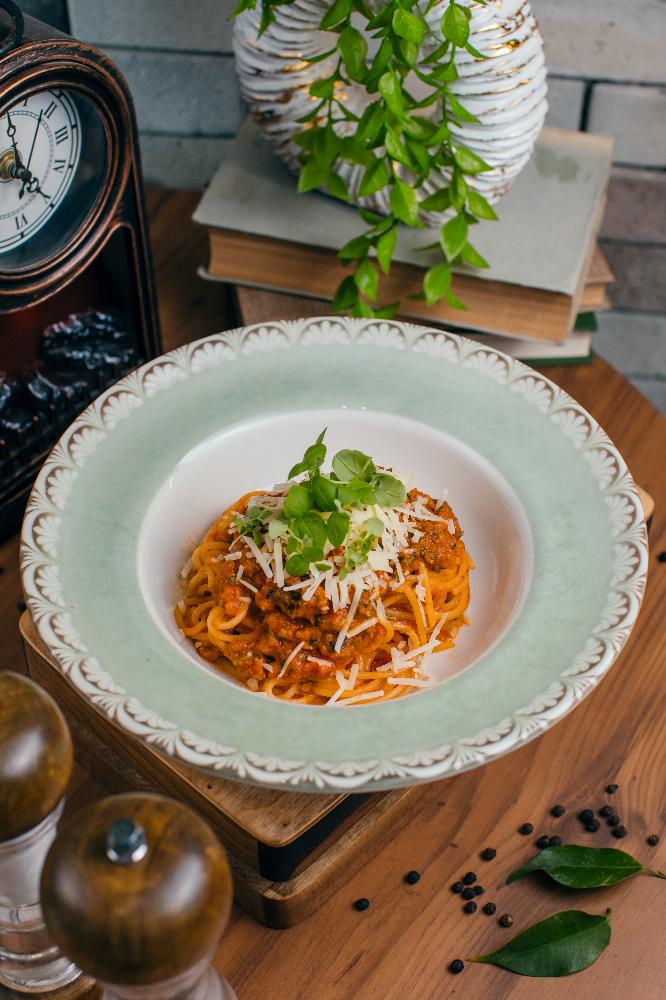 SPAGHETTI BOLOGNESE