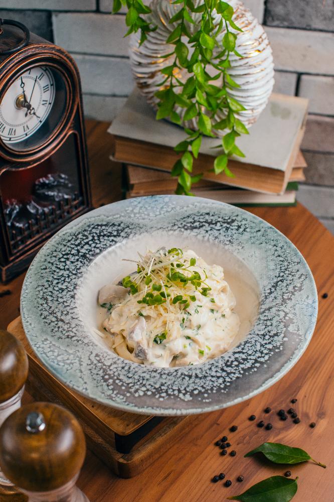 FETTUCCINE ALFREDO