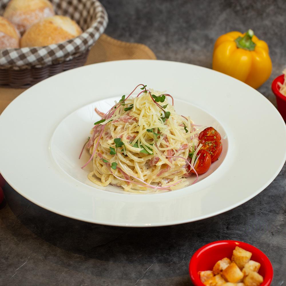 Spageti Ala Corbonara (  Bekon)