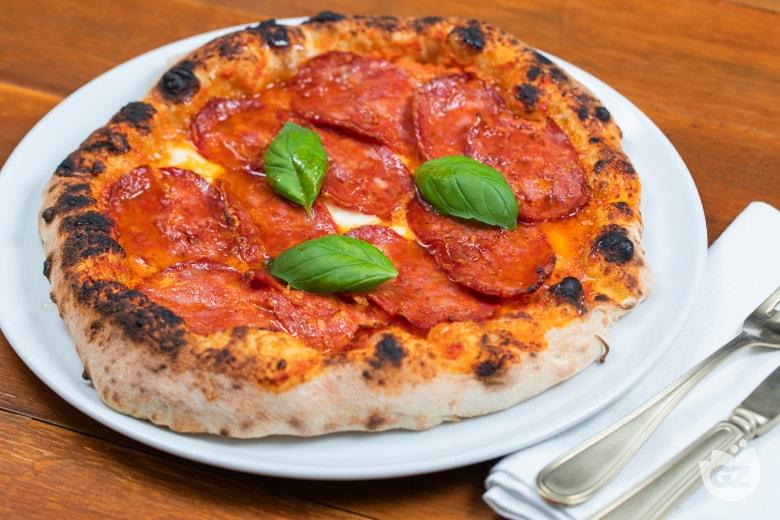 Pizza peperoni 