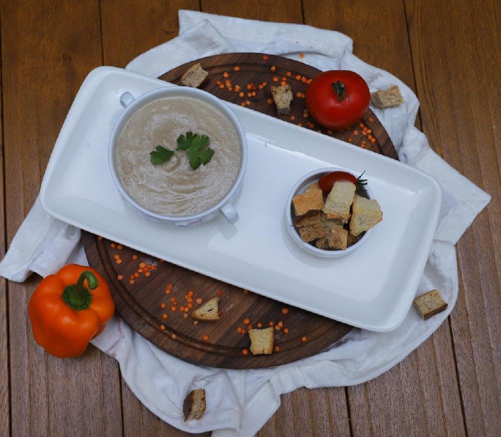 Göbələk şorbası 