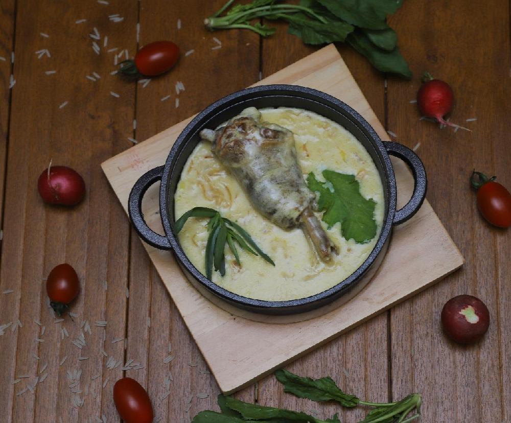 Qaymaqlı maça