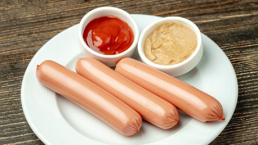Südlü sosis 3 ədəd