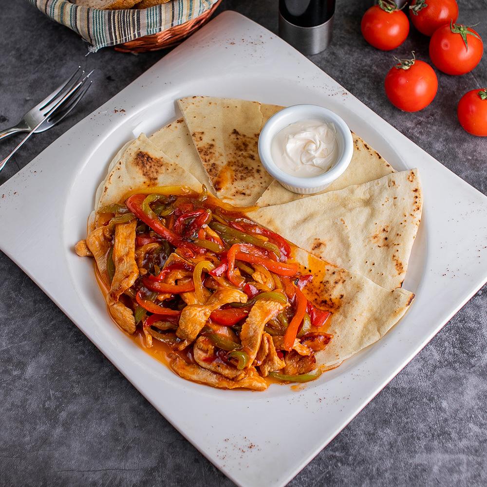 Toyuq fajita