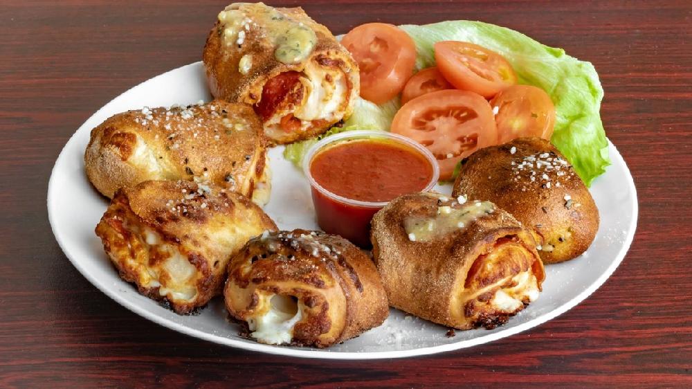 Pendirli Pepperoni Rolls