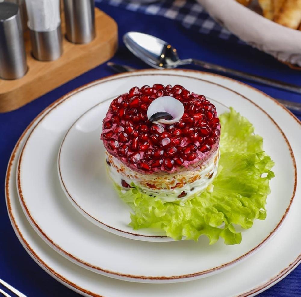 Nar salatı