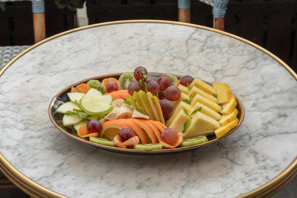 MÖVSÜMİ MEYVƏ BOŞQABI