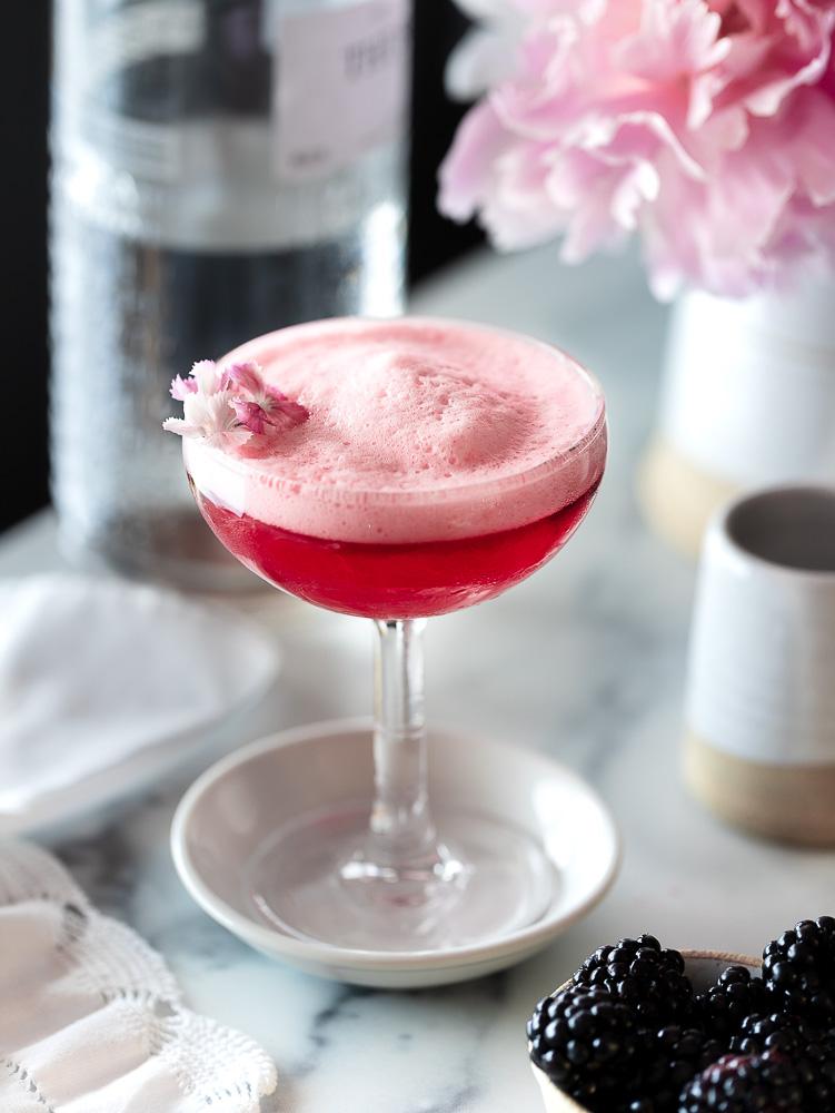 Berry flower 