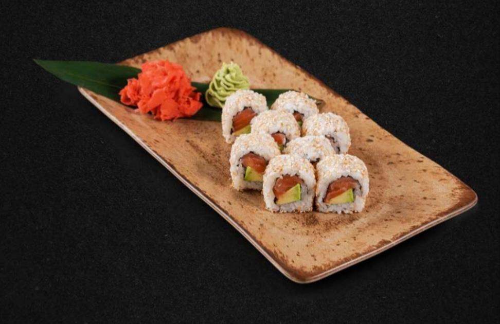 QIZIL BALIQ AVOKADO MAKİ 8 ədəd