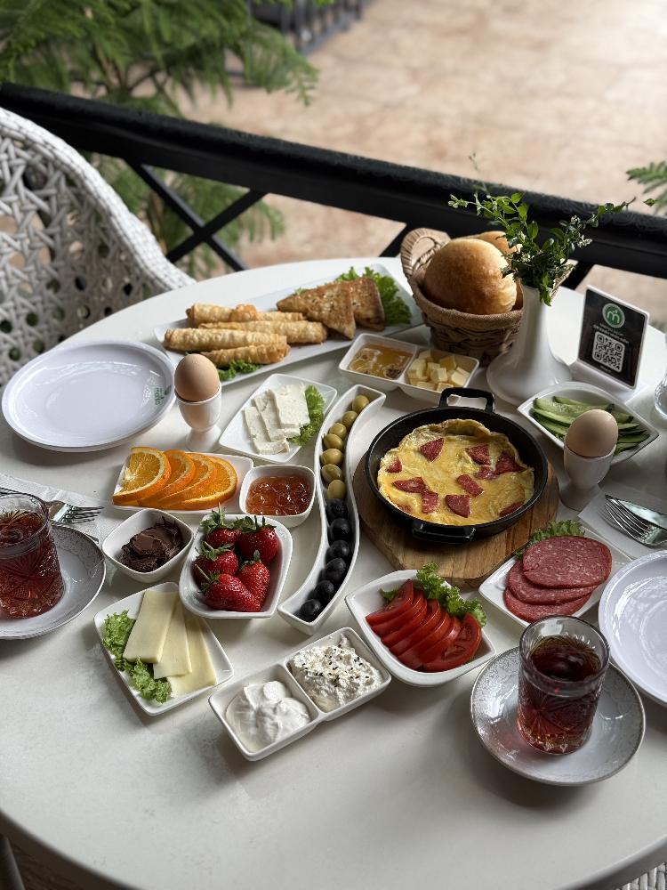 Səhər Yeməyi (2 nəfərlik)
