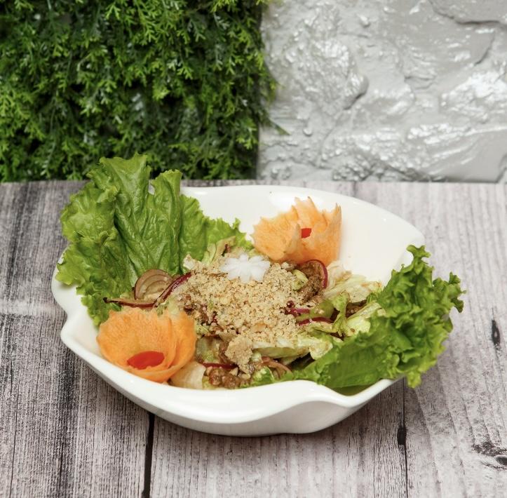 Gürcü salatı