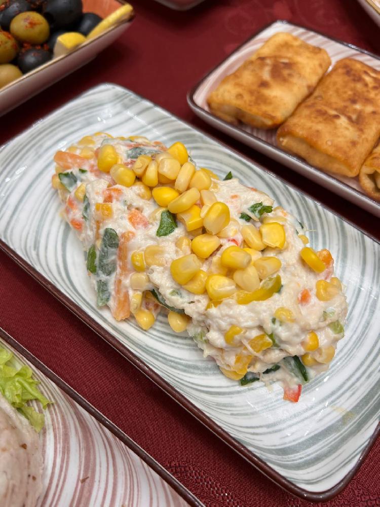 Qarğıdalı salatı 