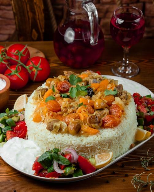 Qaralı plov