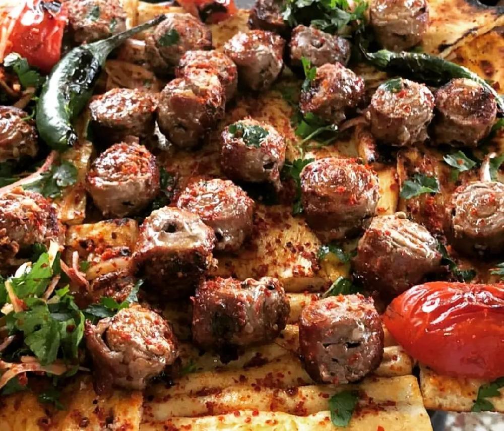 Quşbaşı tikə