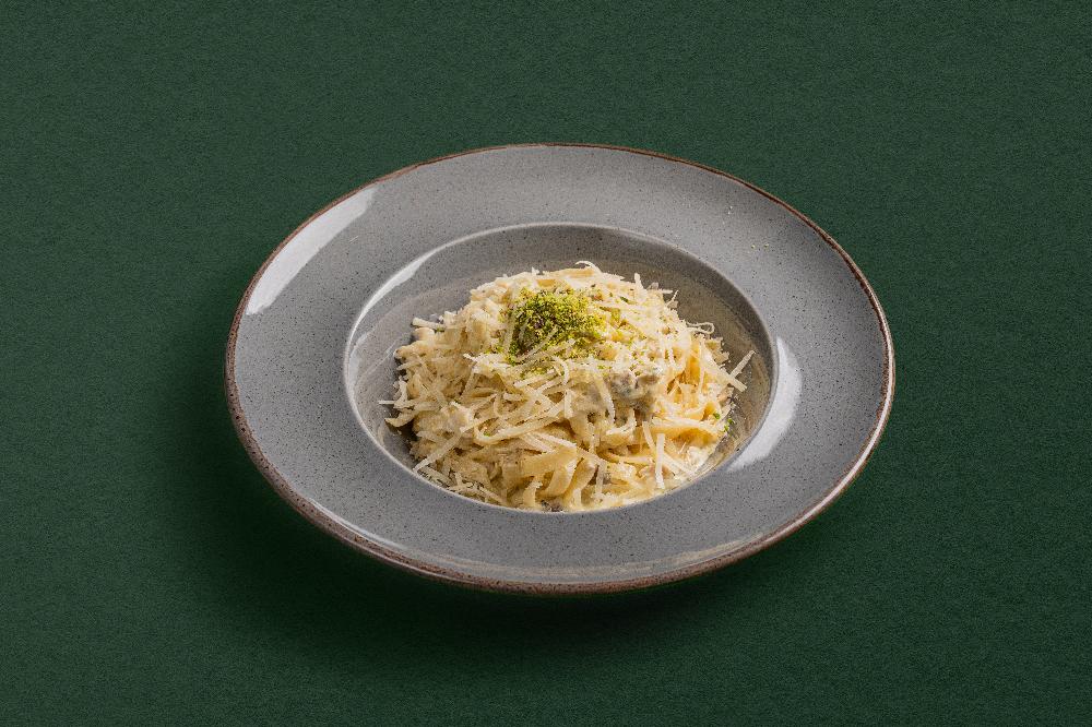 Ərəbsayağı Toyuqlu Pasta Göbələk ilə