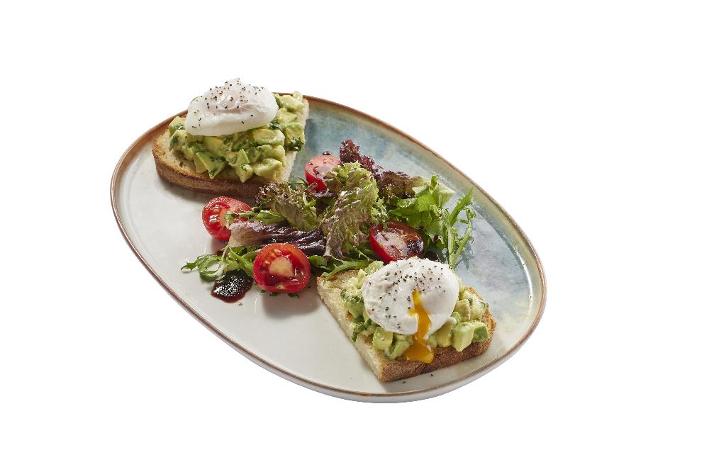 Avokado və Hisə verilmiş qızılbalıqla Poşet Yumurta 