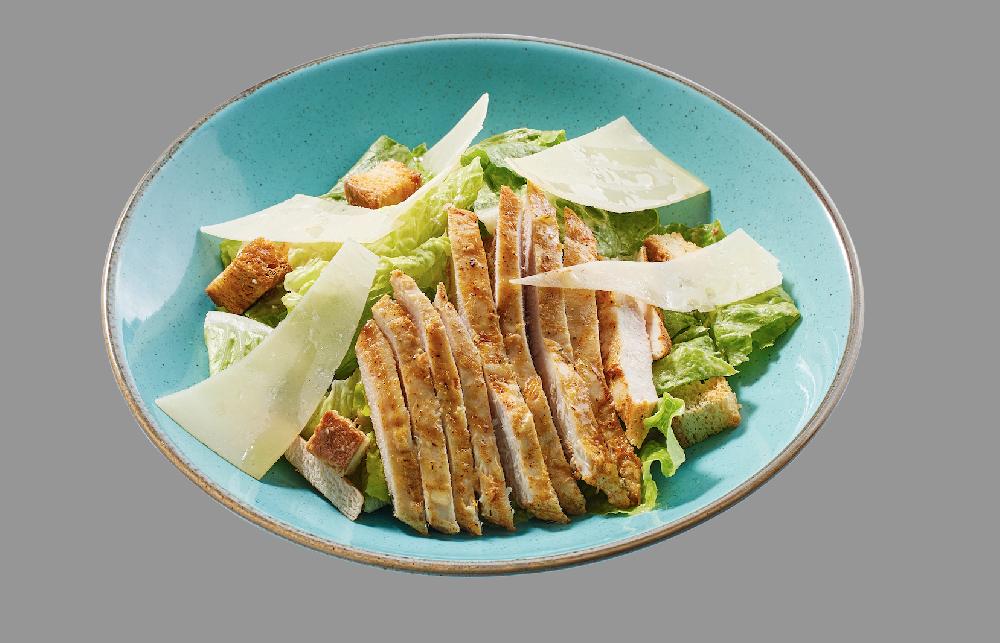 Toyuqlu Sezar Salatı