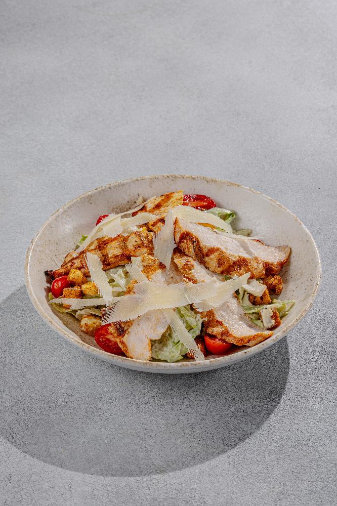 Sezar Salatı
