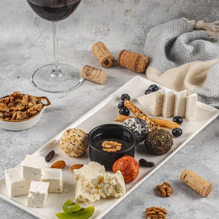 Pendir assorti ( kiçik)