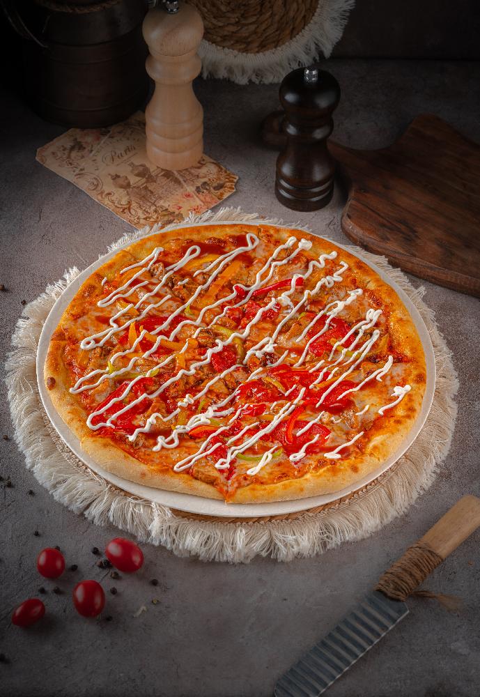 Meksikan toyuqlu pizza