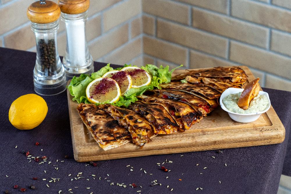 Toyuq Quesadilla(yeni)