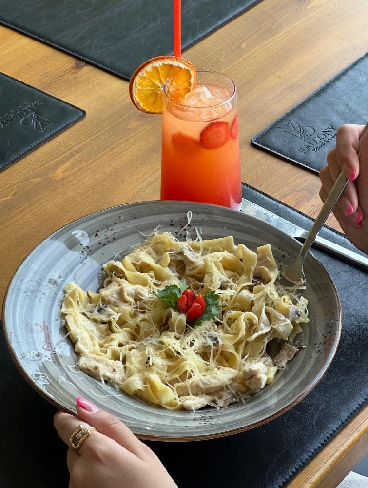 Toyuqlu Tagliatelle 