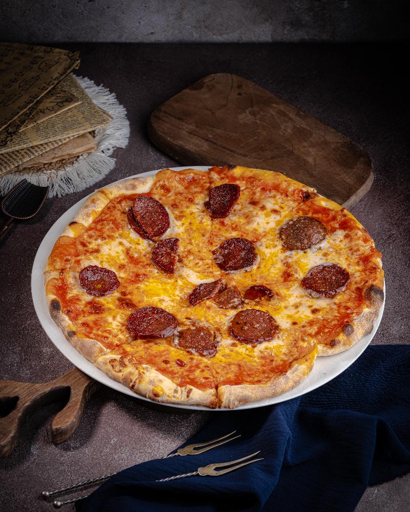Sucuklu pizza
