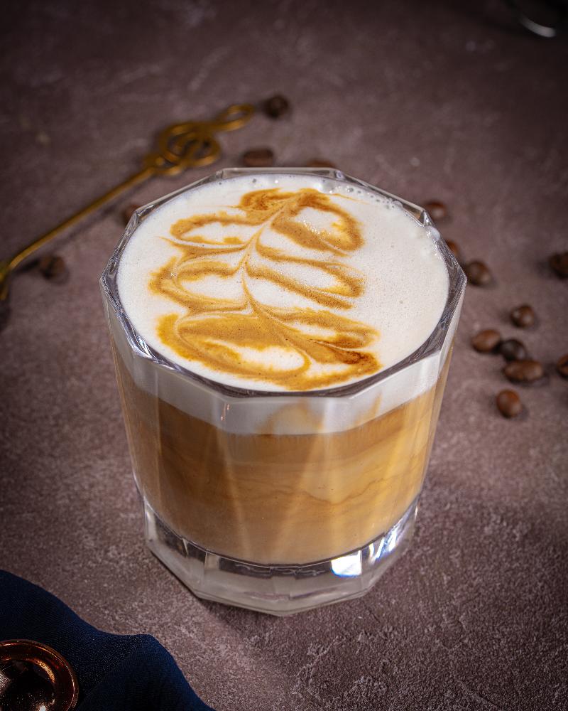 Banana popcorn latte