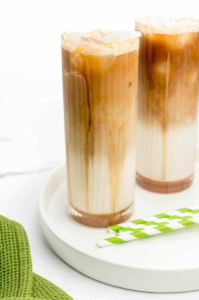 Ice caramel machiato