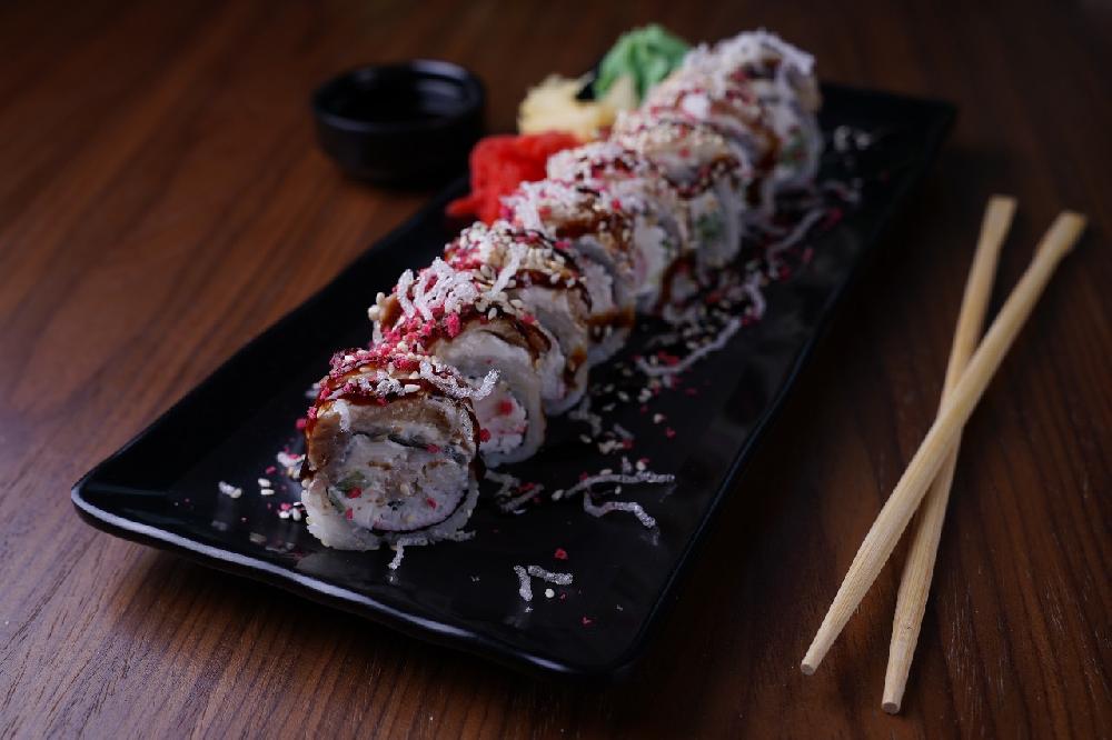 Black dragon roll